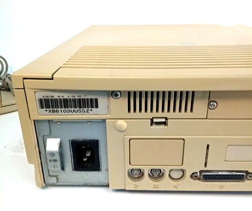 Apple Macintosh Performa 6200CD W/ Apple Desktop Bus Mouse II & Apple Design KB - Imagen 9 de 15