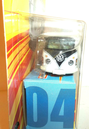 2021 MATCHBOX SUPERFAST #04 1:64 WHITE BLACK '59 VOLKSWAGEN MICROBUS - Picture 4 of 7