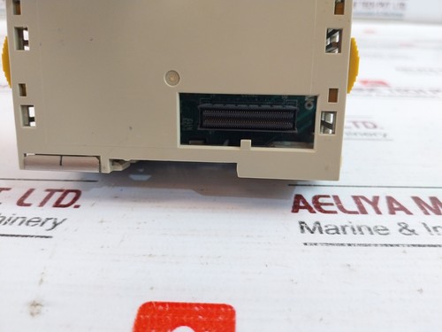 OMRON CJ1W-OD212 Digital Output Unit DC 24V DC 0.5A - Picture 7 of 9