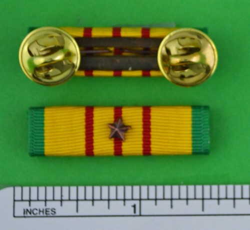 VIETNAM SERVICE MEDAL RIBBON BAR on Holder with Bronze Campaign Star - Picture 1 of 2