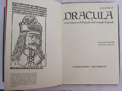 Gothic Vampires Frankenstein History Cultural Influence Dracula Horror 6 Books - Foto 5 di 7
