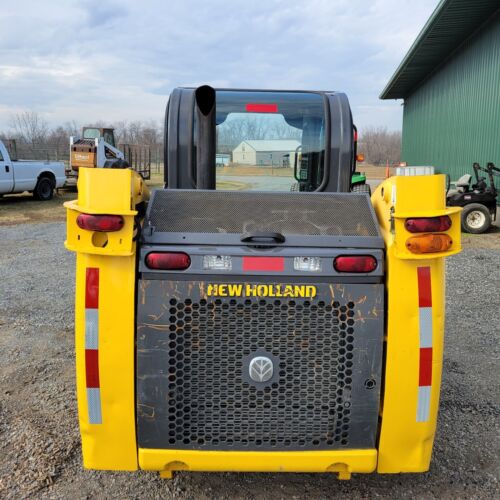 New Holland L216 Skid Steer Loader 1928Hrs 60HP Turbo Diesel JUST SERVICED - Picture 3 of 14