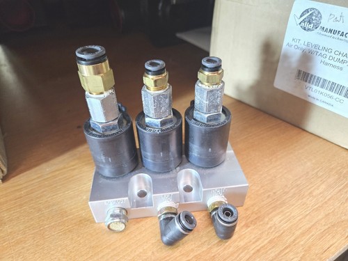 Casa rodante VTL03A016-1 VÁLIDO TRUELINE colector de nivelación TAG volteo NRV chasis Monaco nueva - Imagen 3 de 6