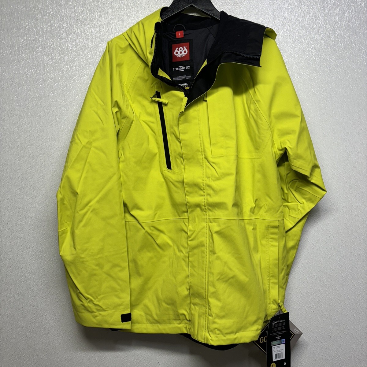 686 Gore-Tex Mens Fastlight stretch Jacket Yellow Large 686 Gore-Tex Mens Fastlight stretch Jacket Yellow Large