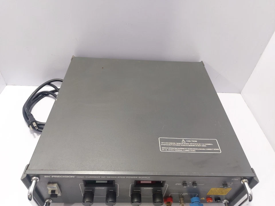 BK Precision 1794 High Current DC Regulated Power Supply - Image 4 of 4