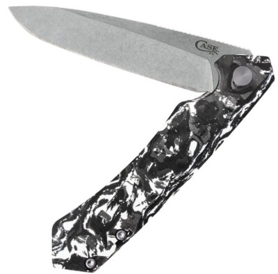 Case XX Kinzua Framelock Folding Knife 3.75'' CPM-S35VN Steel Blade Carbon Fiber