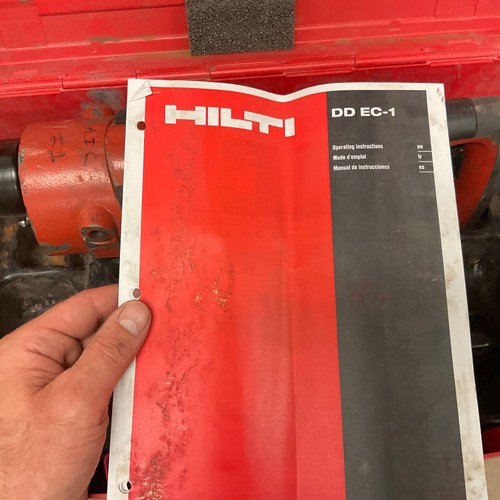 Hilti DD EC-1 DIAMOND CORE DRILL WET DRILLING MACHINE KIT W/ CASE, WORKS GREAT - Picture 3 of 9