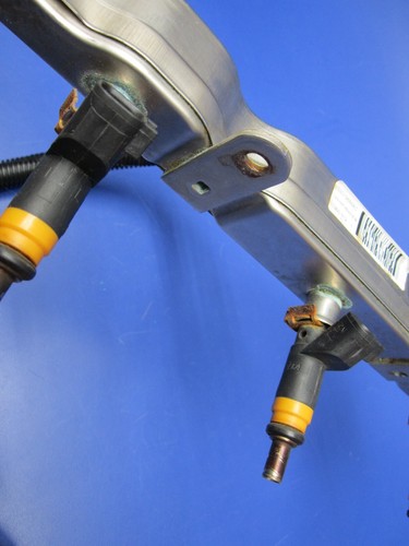 🔥2009 09 Chrysler/Dodge/Jeep/Ram 5.7L Hemi Fuel Rail And Injectors OEM 🔥 - Picture 3 of 15