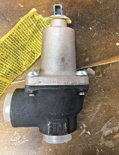 Juego de regulador WATTS modelo M3 174A 3/4 en 100 lb - Imagen 5 de 6