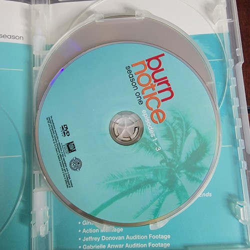 Burn Notice Complete Season 1 And 2 DVD Box Set Season 2 Sealed - Picture 4 of 14