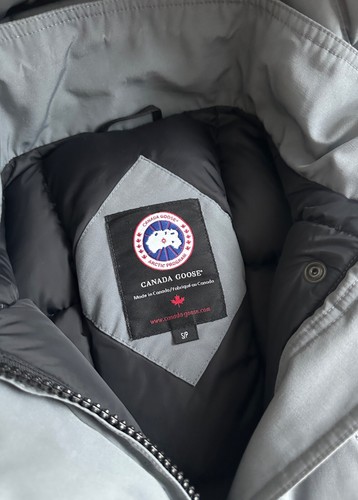 Women's CANADA GOOSE Trillium Parka Down Puffer Jacket Coat Hooded Size S - Picture 8 of 20