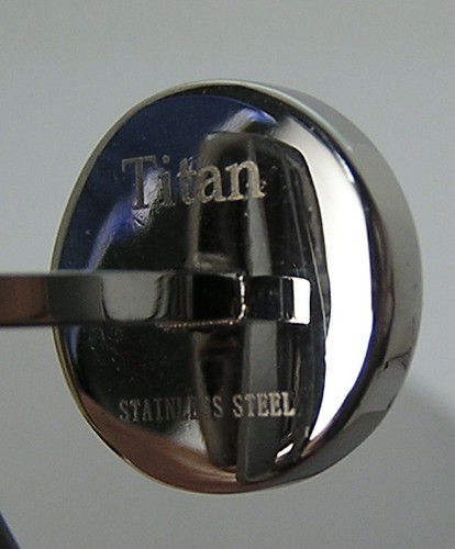 Awesome Titan Unworn Boxed Stainless Black Onyx Inlay Round Domed Disk Cufflinks - Picture 7 of 10