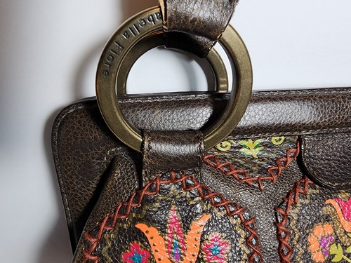 BOLSO DE MANO ISABELLA FIORE BOHEMIO SUECO NÓRDICO MARCO DURO BORDADO Y2K $625 - Imagen 6 de 24