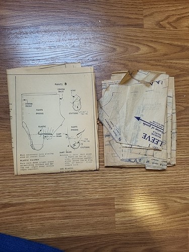 Vintage 50s McCall's 2088 Toddler's 2-Piece Sleeper, Cap & Toy Pattern - Size 1 - Picture 3 of 3