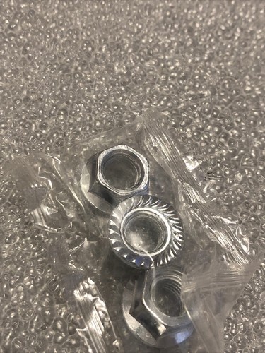 Suspension Strut Mount Kit-Mount Components KYB SM5804 fits 11-19 Toyota Sienna - Picture 7 of 7