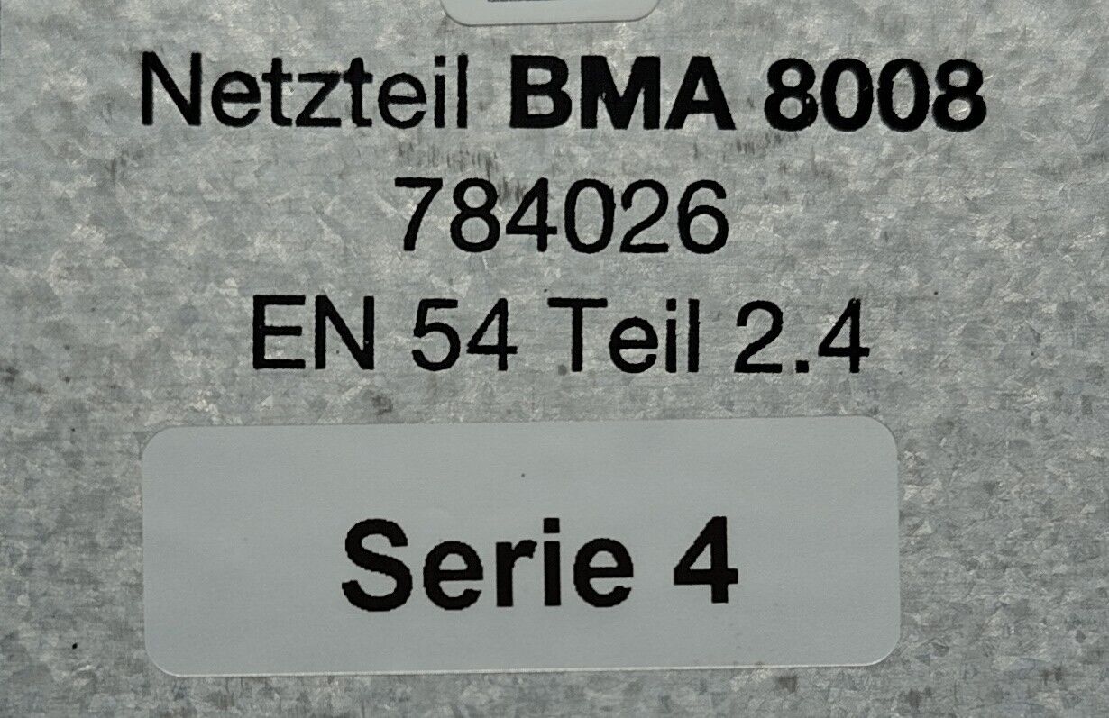 Foto 6 di 8