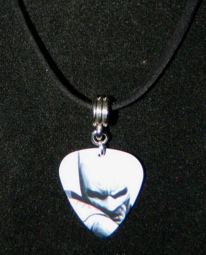 1.0mm Guitar Pick Necklace Suede Leather Cord 20" NEW BATMAN Movie Design # 4 - Picture 1 of 3