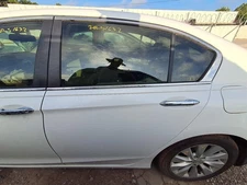 Used Rear Left Door Assembly Rear Side fits: 2014 Honda Accord electric LX L. Re