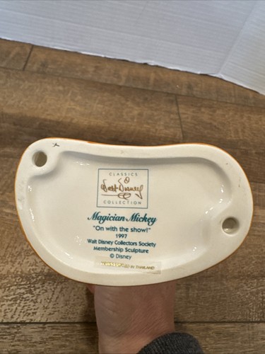 Figura 1997 WDCC Walt Disney Magician Mickey Mouse “¡On With The Show!” - Imagen 9 de 10