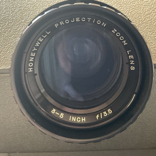 Vintage Honeywell Preview 620, 2x2 Slide Projector Self Focusing w/Manual,Cords - Picture 4 of 17