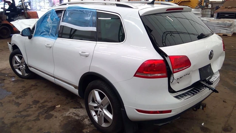 Carrier Rear 3.6L With Limited Slip Differential Fits 11-14 TOUAREG 6806362 Foto 3 de 4