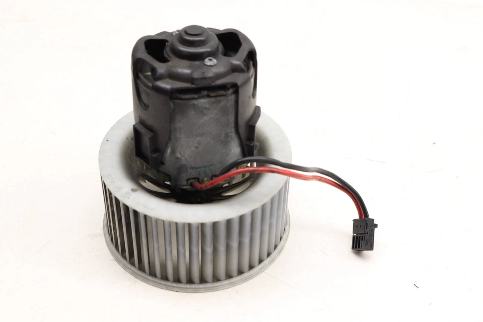 2014-2016 BMW 535D XDRIVE - Blower Motor / FAN 9242607 - Imagem 2 de 4