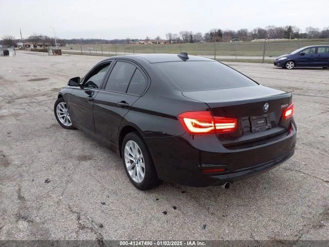 (SOLO RECOGIDA LOCAL) Parachoques trasero sin base de paquete aerodinámico M se adapta a 16-18 BM Foto 3 de 4