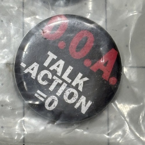 D.O.A. Pin Set Canada’s Original Hardcore Punk Rock Band Vancouver Sealed NEW - Picture 5 of 19