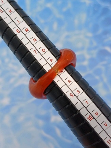 Beautiful Vibrant Modern Faceted Orange Glass Ring Size Q - Picture 9 of 10