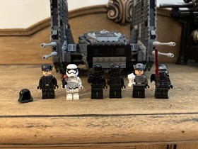 75104 LEGO Star Wars Kylo Ren's Command Shuttle