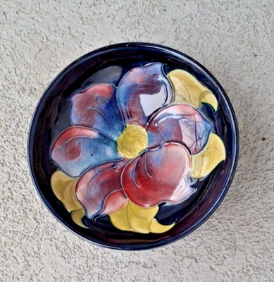 England Moorcroft Pottery Clematis Small Pin Dish Footed Bowl * FREE SHIPPING!!!