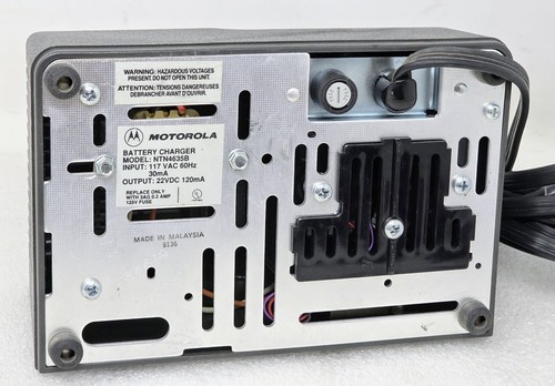 Motorola NTN4635B Battery Charger - Picture 6 of 6