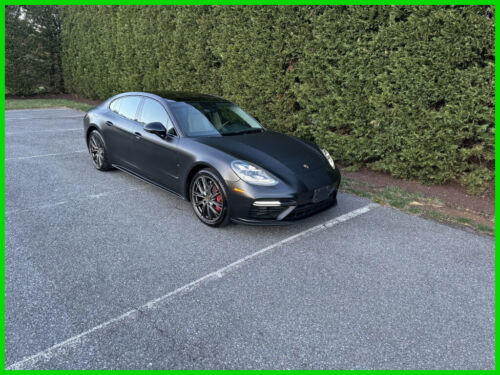 2018 Porsche Panamera TURBO