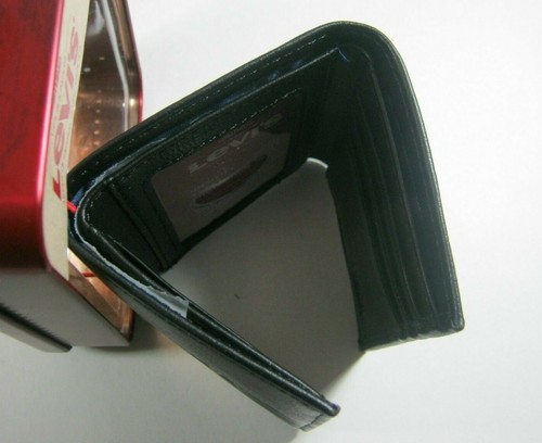 Portafoglio di sicurezza triplo da uomo in pelle Levi's blocco RFID colore a scelta stile - Foto 33 di 100