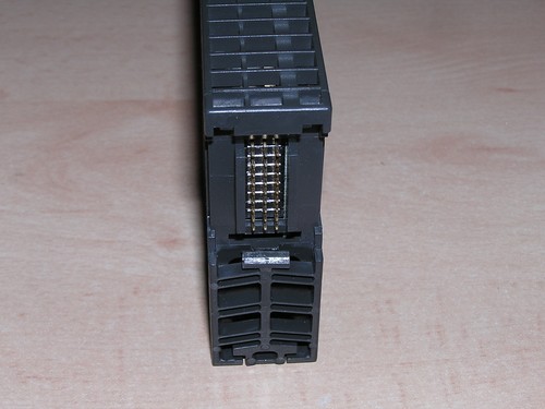 New - VIPA 222-1BH10 E:2 SM222 DO 16xDC24V 1A original box - Picture 5 of 9