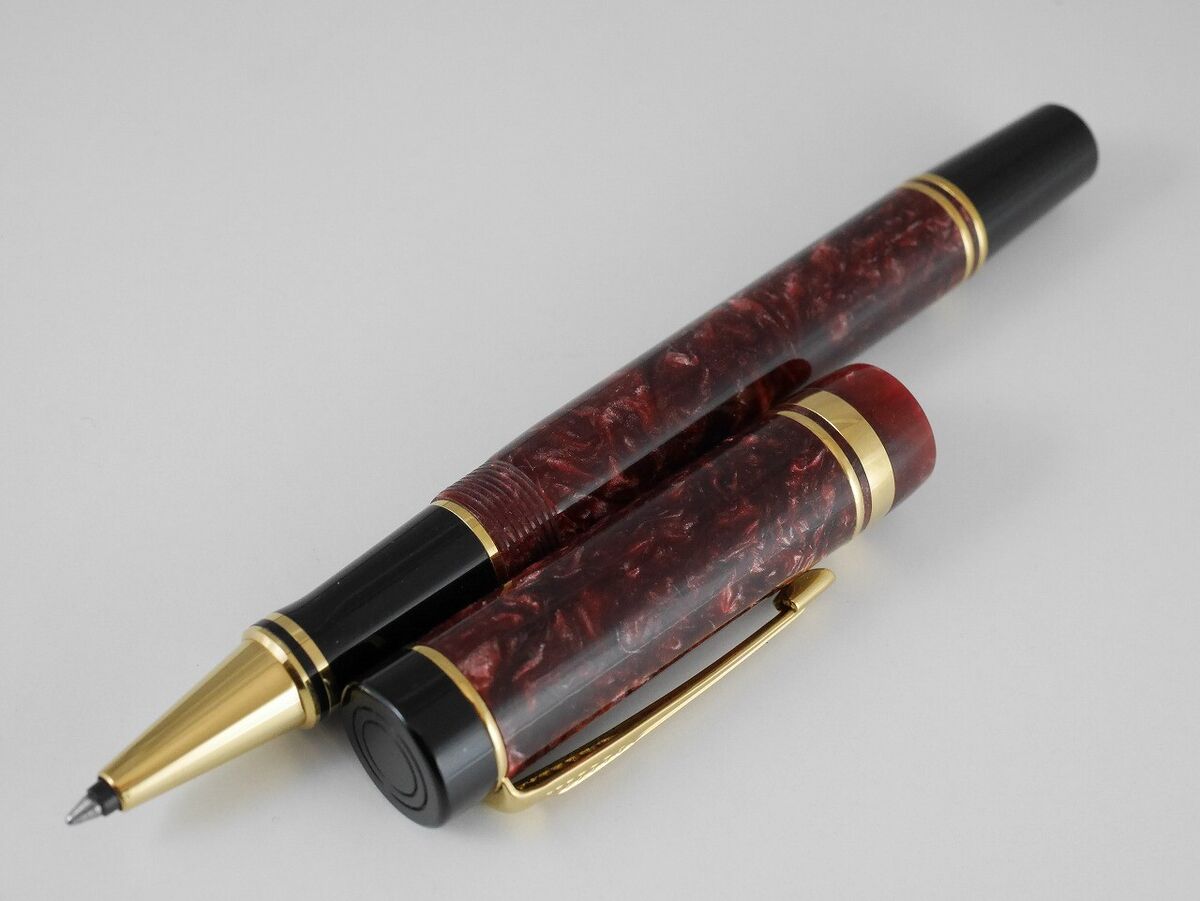 Parker Duofold Marble Red Rollerball Pen FREE SHIPPING Parker Duofold Marble Red Rollerball Pen FREE SHIPPING