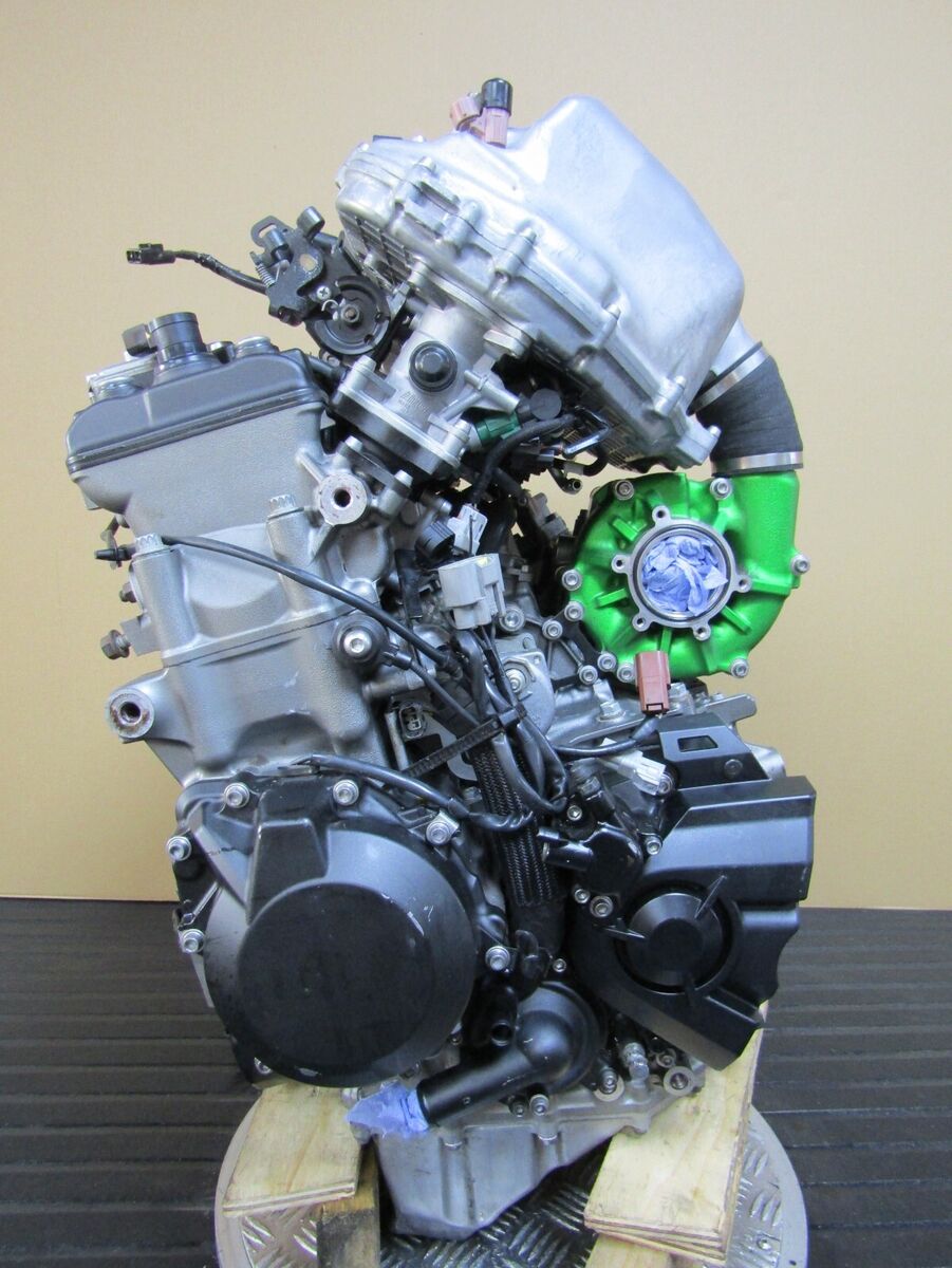 Ninja h2 engine outlet