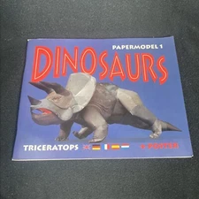 DINOSAURS PAPERMODEL 1  BOOK TRICERATOPS Multilingual Paper Model + Poster New