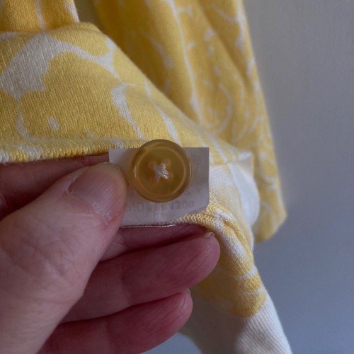 Orvis Women's Button up Cardigan Size M Medium Yellow White Floral Thin Knit - Picture 8 of 9
