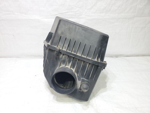 GMC Terrain 2012-2017 limpiador de admisión de aire filtro caja carcasa OEM 23262740 - Imagen 5 de 7
