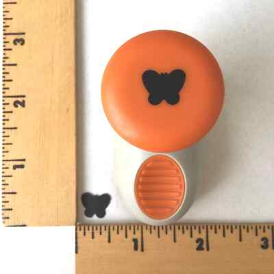 Tonic Studios ''Boot'' Easy-To-Use Punch - Butterfly - NEW