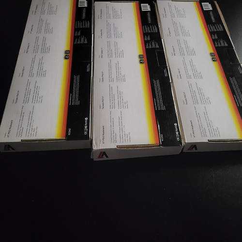 V7 KC0A2PS/2 Keyboard, Black (662919044003) - Picture 4 of 4