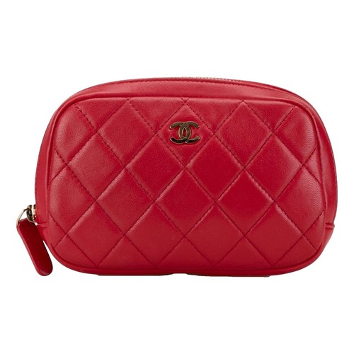 ショルダーバッグ・ポシェット × ヴィンテージ(中古) Chanel Miss Coco Round Clutch with Chain Quilted Caviar Mini Chanel Miss Coco Round Clutch with Chain CC Pink Caviar Mini