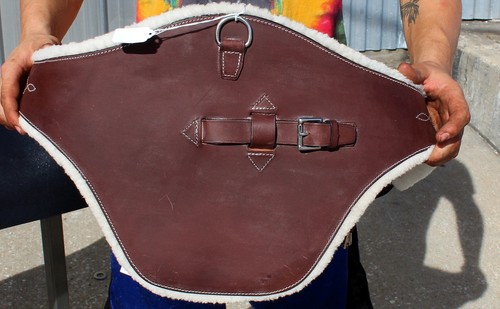 Quality English 48" stud girth with fleece bottom Made in England was 299.99 - Picture 2 of 6