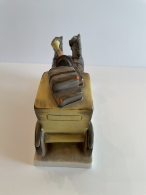 HUMMEL The Mail Is Here 226 Stagecoach Figurine Goebel FULL
