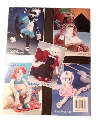 CROCHET PURR-SONALITY CATS - Annie's Attic Beach Cat Cleo Catra The Great Catsby - Picture 2 of 2
