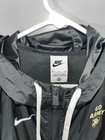 Foto 3 di 10