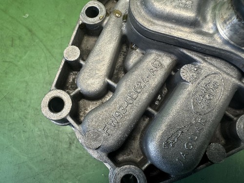 LAND ROVER DISCOVERY Oil Filter Housing L462 3.0 SDV6 FW93-6B624-AC LR124259 - Picture 2 of 4