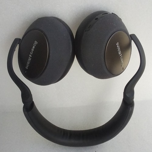 Bowers & Wilkins PX7 Bluetooth Ohrumschließende Kopfhörer - Bild 7 von 7