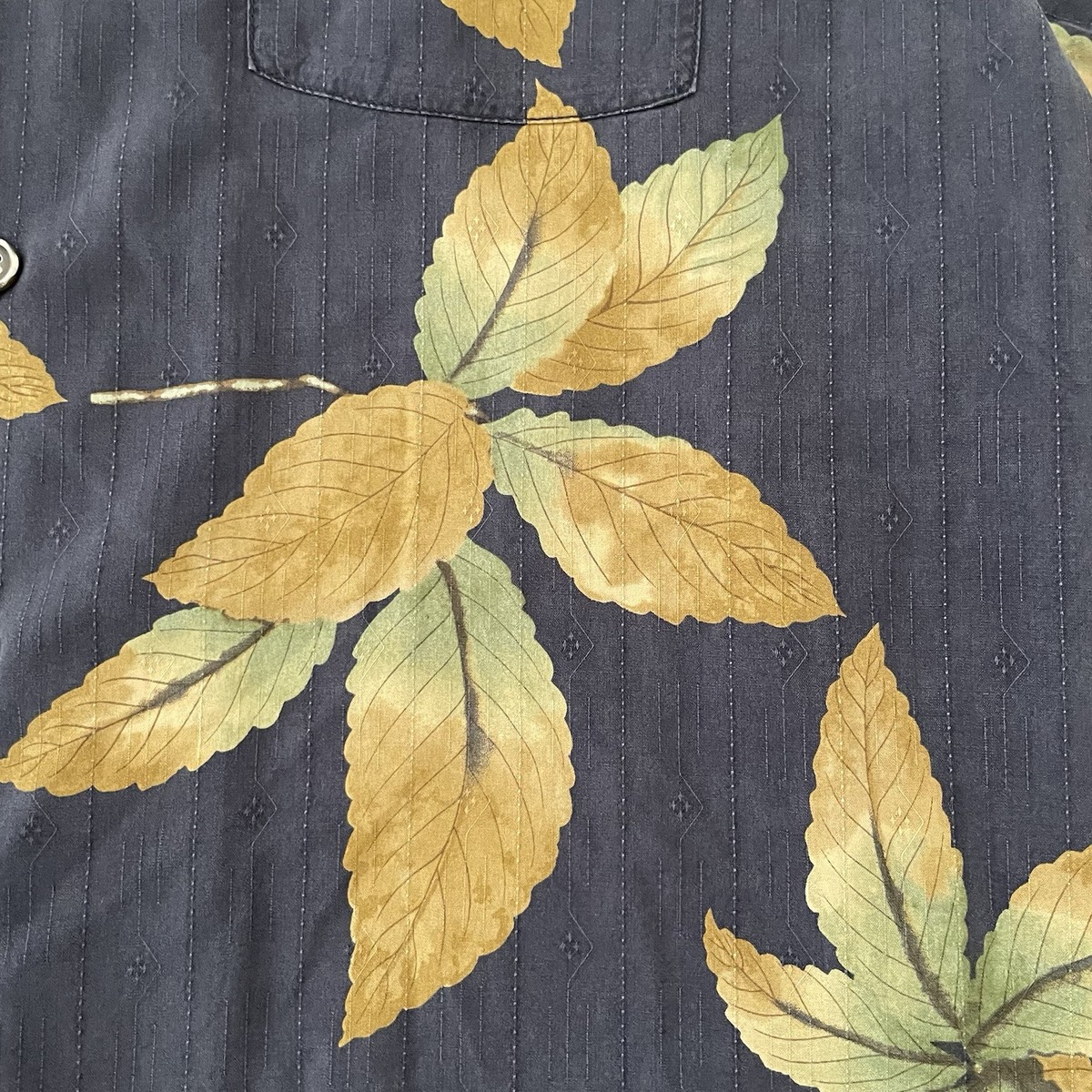 Tommy Bahama Hawaiian Shirt Men LARGE Tropical Floral Silk Gray Golden Leaves View 2
